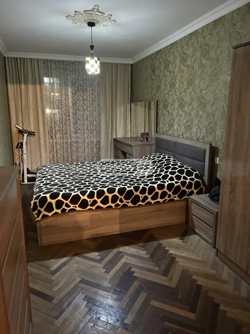 2 комнатная квартира у парка, $539