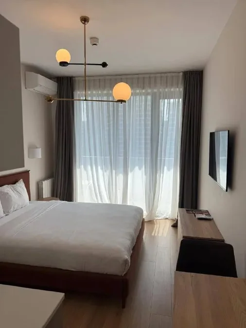 Студия в аренду в современном бизнес-классе, $330