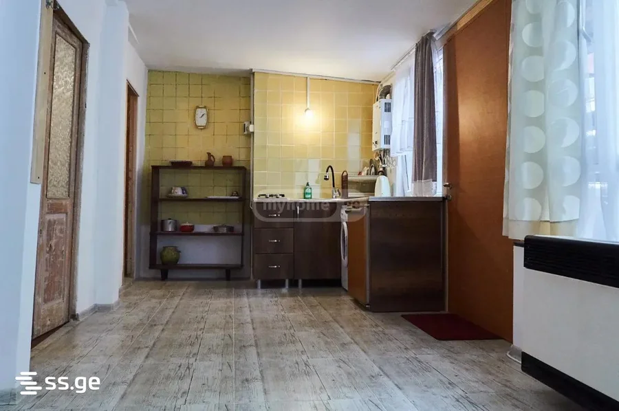 Коммерческое помещение на l. asatiani st. 1 Sololaki