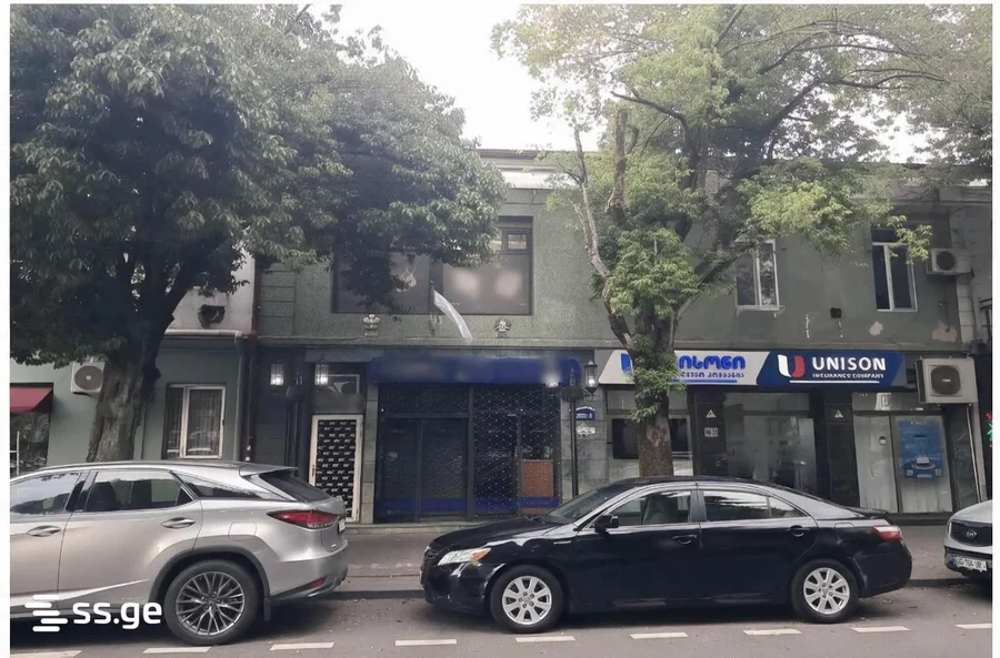 Commercial space For Rent