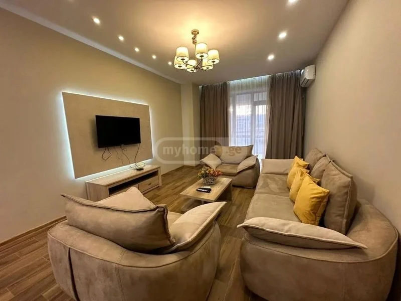 Улица Павле Асланиди, 12: 2-комнатная, 70.0 м²