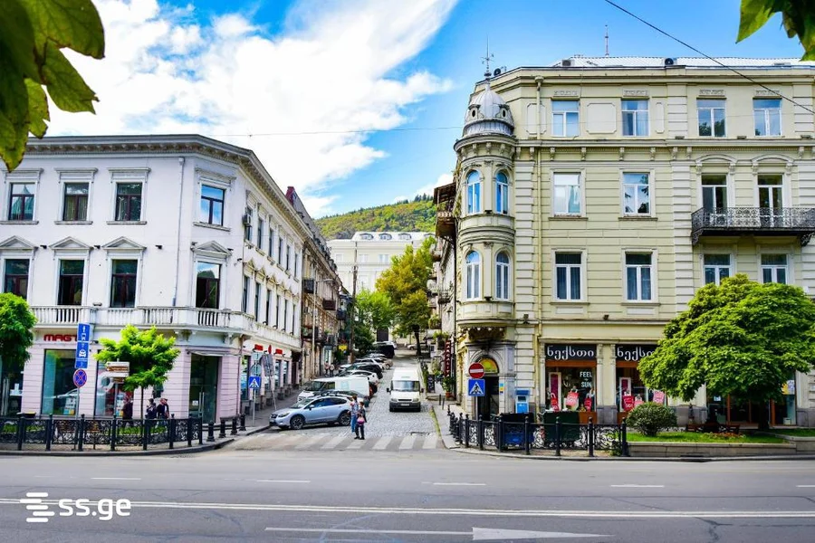 5 room Hotel For Sale. Mtatsminda