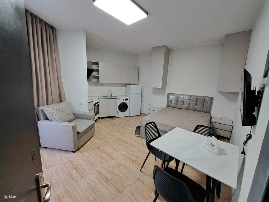 Коммерческое помещение на David Agmashenebeli Street 147 Agmashenebeli District
