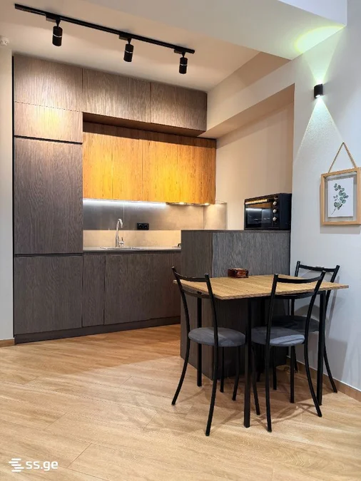 2 room Flat For Rent. Digomi