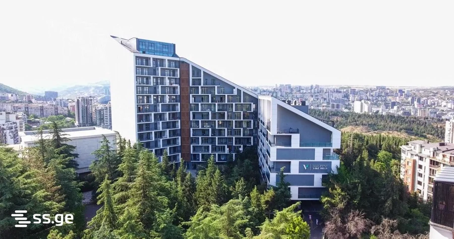4-комнатная квартира в Тбилиси