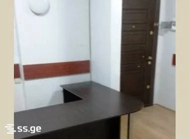 Офис 100 кв.м на ул. Бахтриони