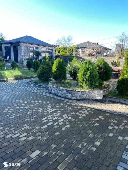 2 room Private House For Rent