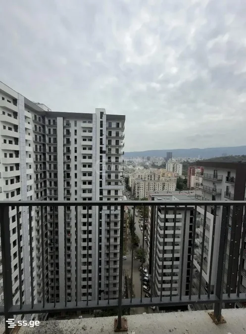4 комнатная квартира Продаётся. Дидубе