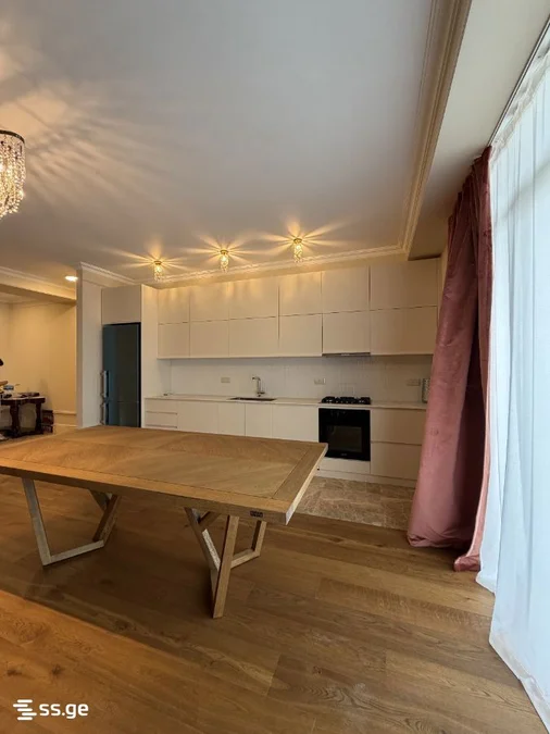 3 room Flat For Sale. Vake
