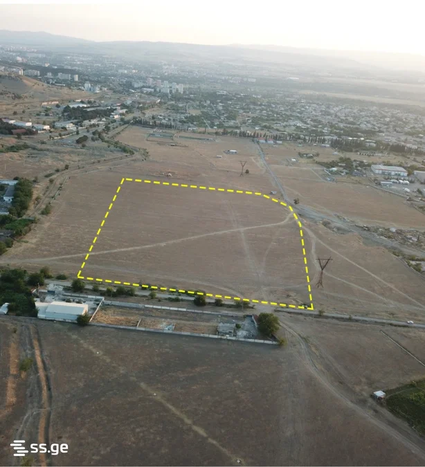 Land For Sale. Ponichala