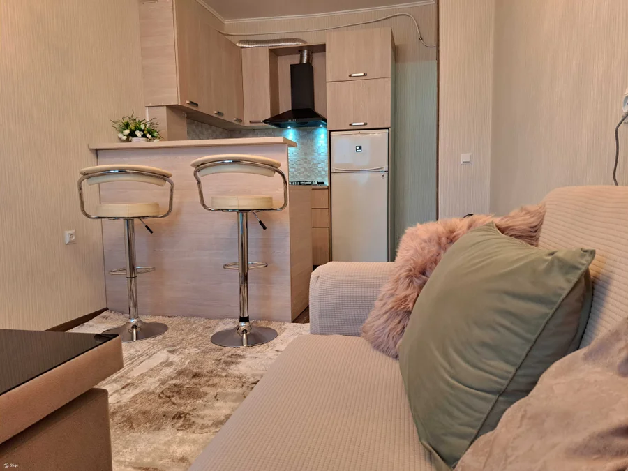 2 room Flat For Rent. Isani