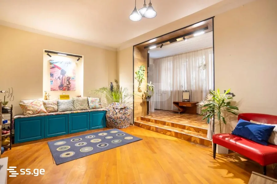 3 room Flat For Sale. Mtatsminda