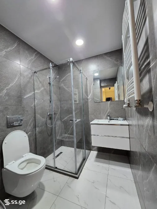 2 room Flat For Sale. Digomi