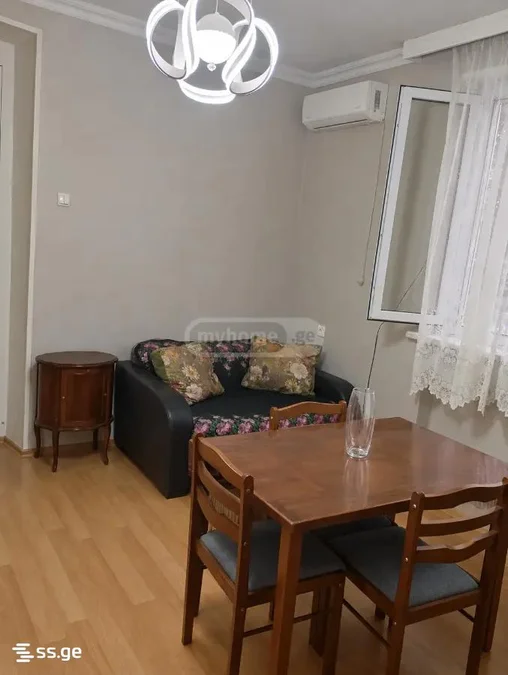 2-комнатная квартира в Тбилиси