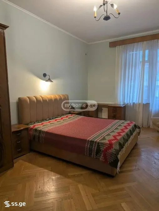 3 room Flat For Rent. Vake