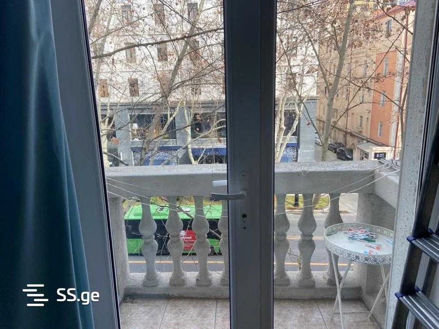Коммерческое помещение на проспект Ильи Чавчавадзе 46 Vake