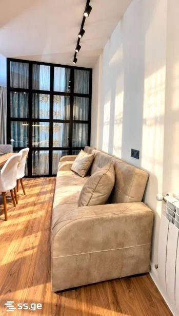 2 room Flat For Rent. Lisi lake