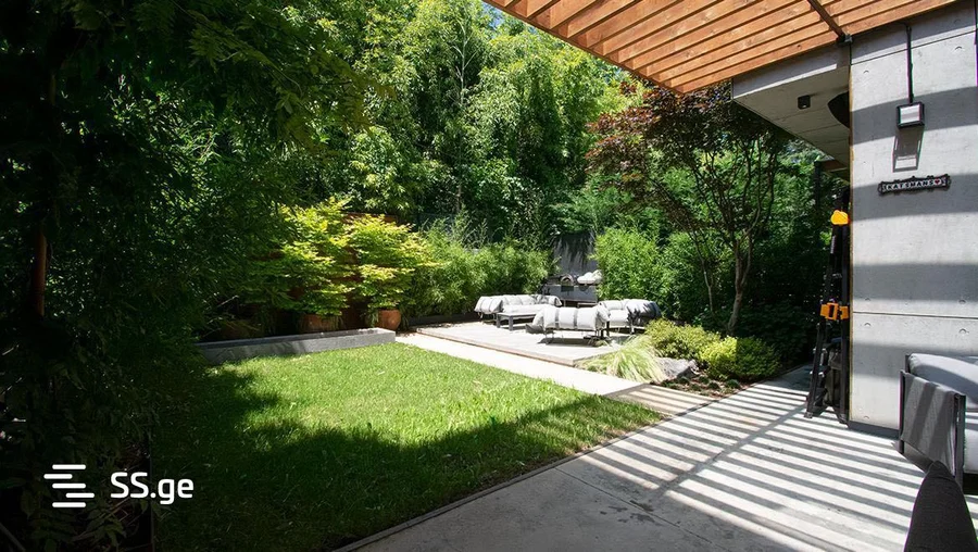 6 room Private House For Sale. Ortachala