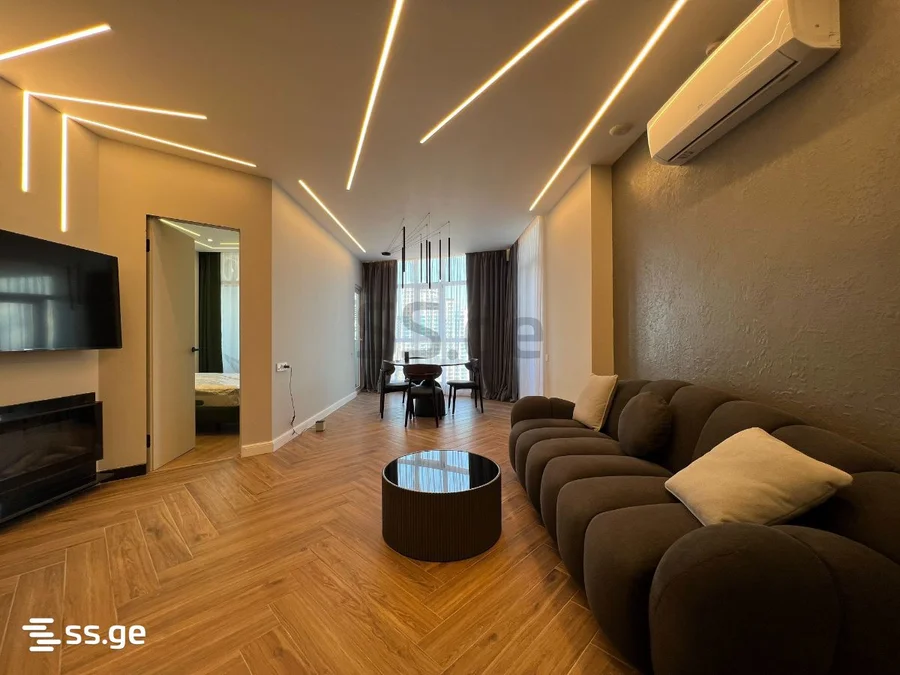 2+1 рядом с Grand Mall, $190000