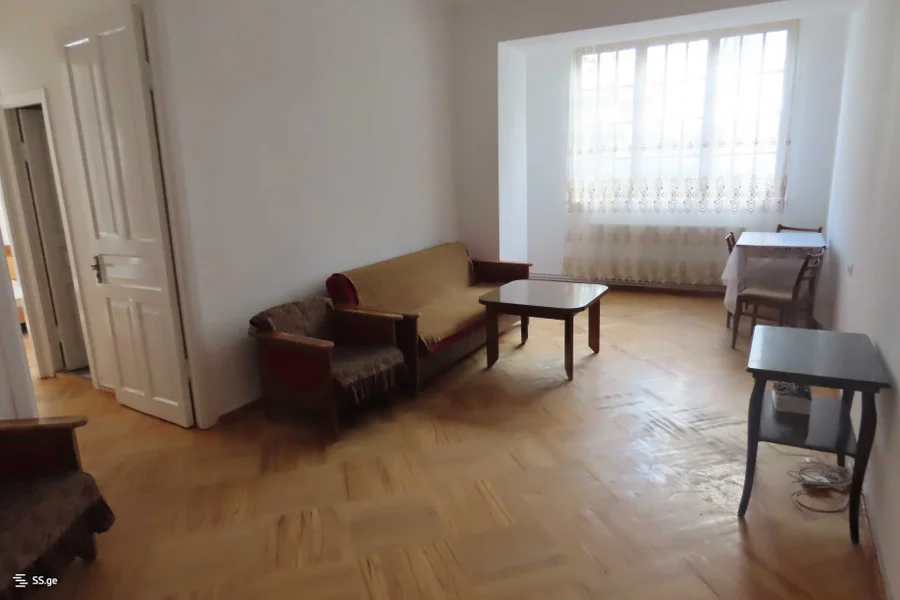 3-комнатная квартира в Тбилиси