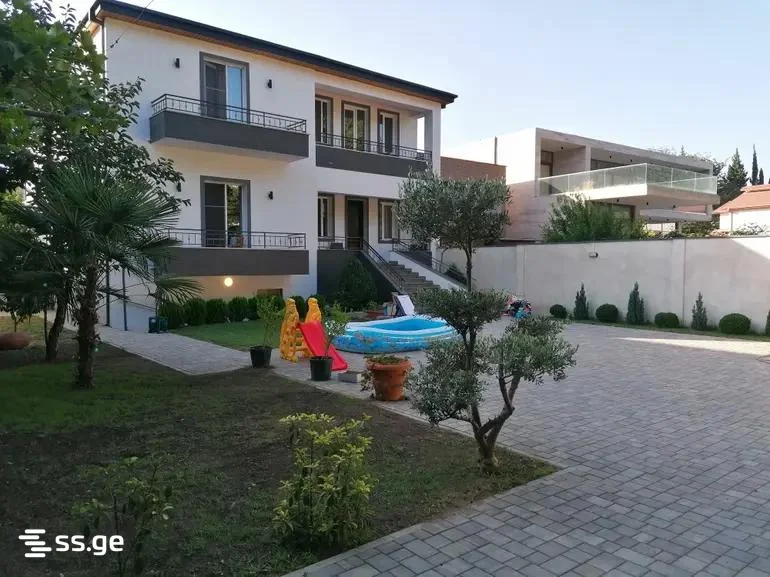 Комната в частном доме. Сабуртало