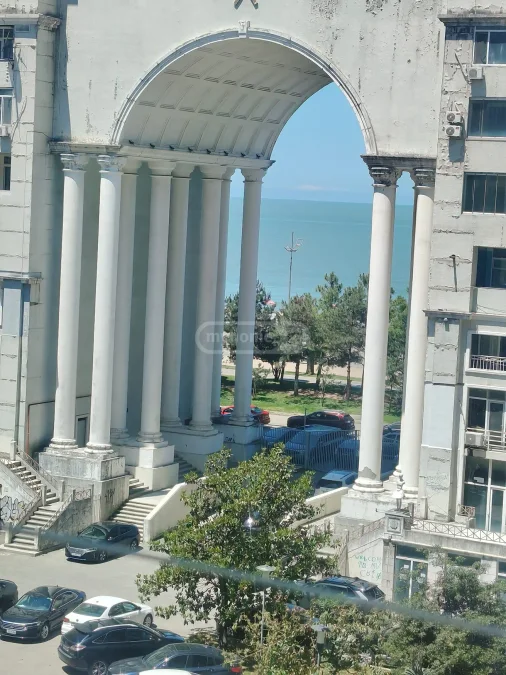 : Сдаётся посуточно 3-комнатная квартира в районе Химшиашвили