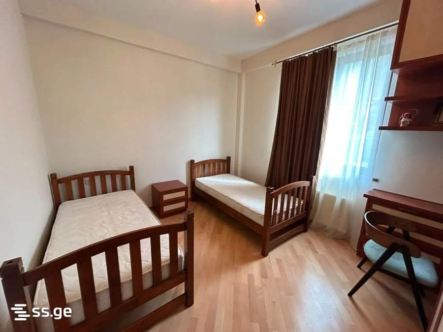 3-комнатная квартира в Вере, $1200