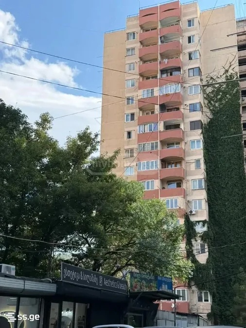 2-комнатная квартира Продаётся. Исани