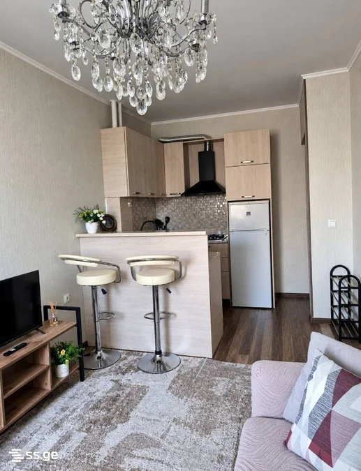 2 room Flat For Rent. Isani