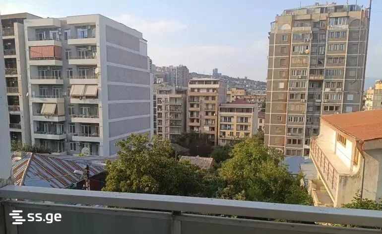 3-комнатная квартира в Тбилиси