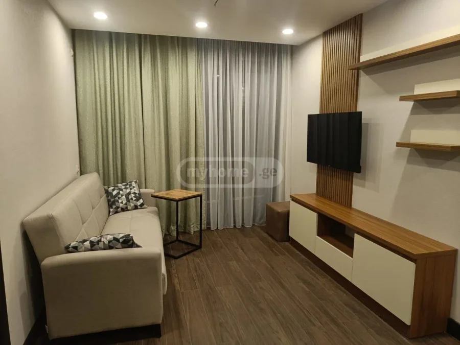 1+1 на Angis st. 6 აეროპორტის უბანი