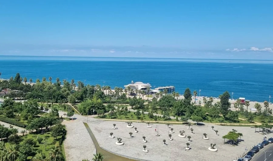Квартира с видом на море