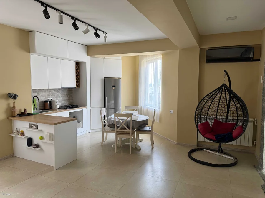 3 room Flat For Rent. Bagebi