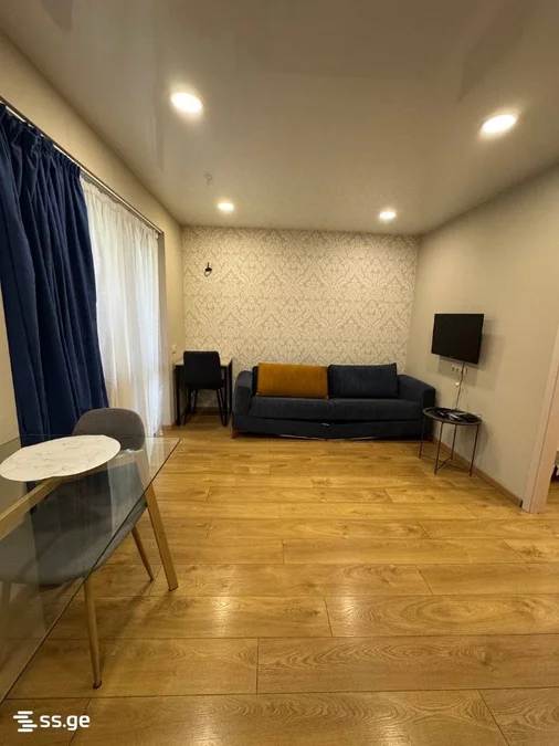 2 room Flat For Rent. Digomi