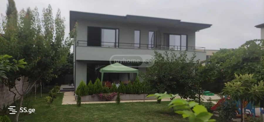 7 room Private House For Sale. Ivertubani