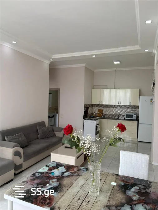 3 room Flat Daily rent. Ortachala
