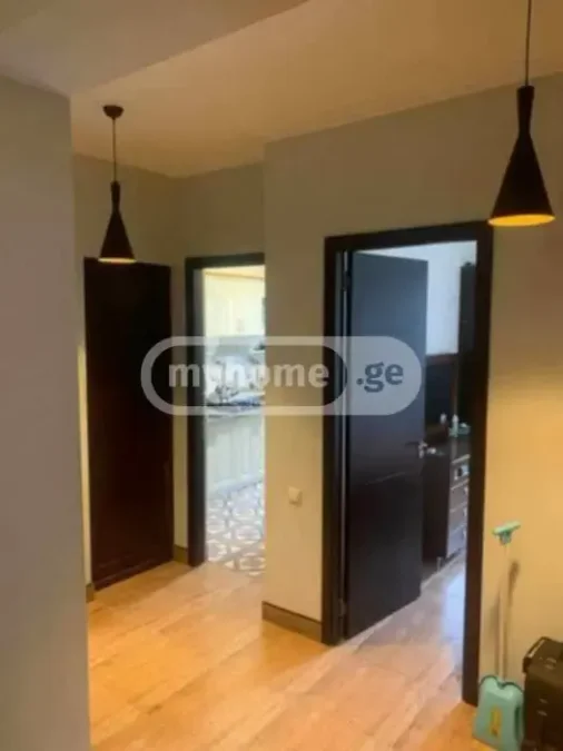 1+1 на Z. Gorgiladze Street 97 რუსთაველის უბანი