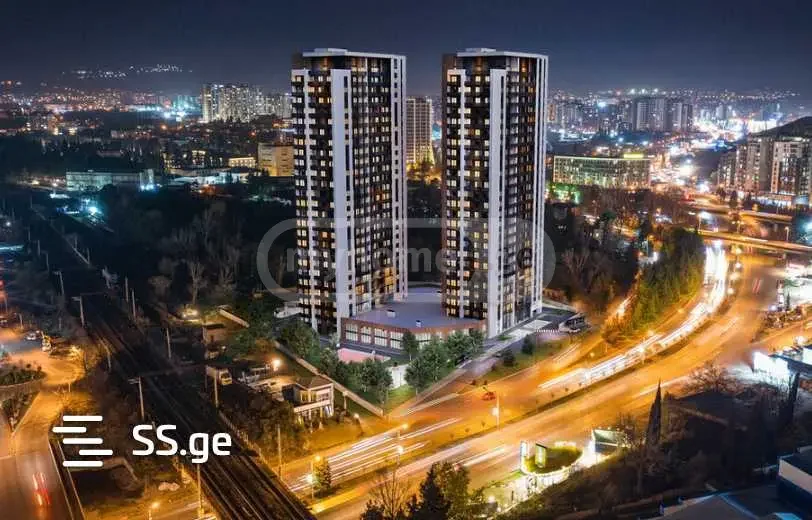 4-комнатная квартира в Глдани