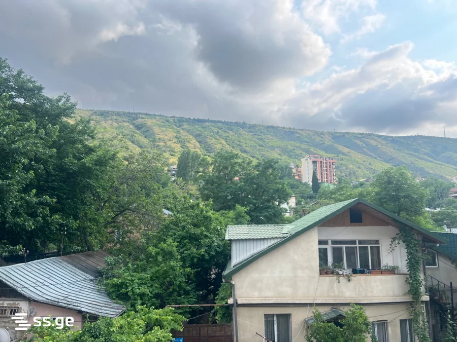 3-комнатная квартира в Тбилиси