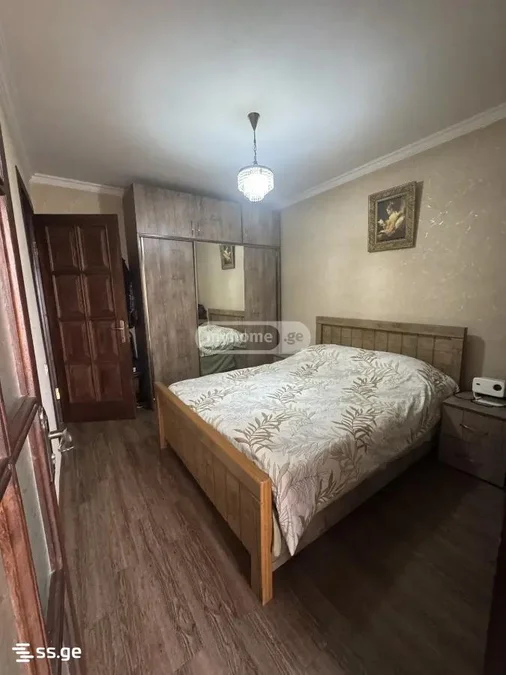 3-комнатная квартира в Тбилиси