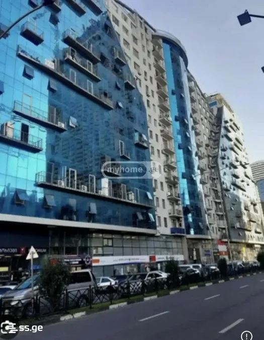 3-комнатная квартира в Химшиашвилиском районе