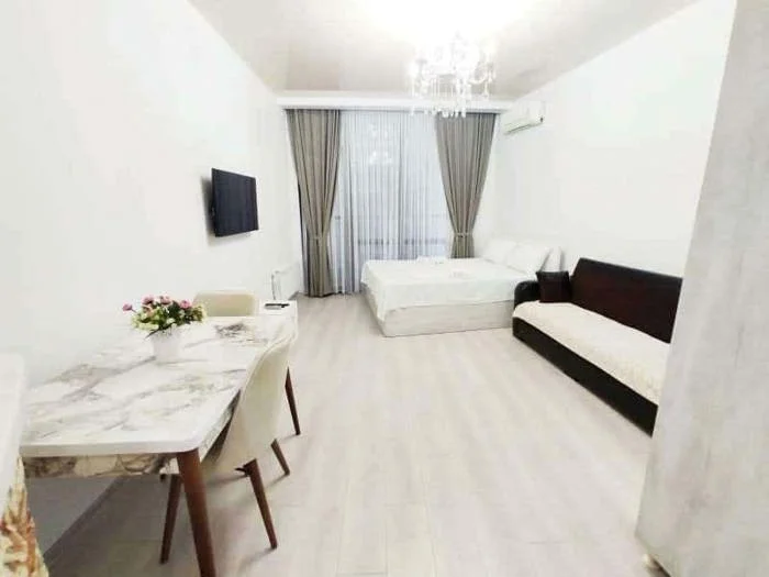 1+1 на Sherif Khimshiashvili St 8 Khimshiashvili District