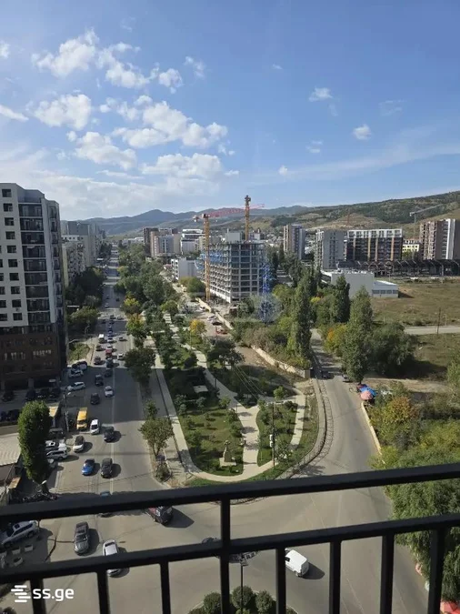 3-комнатная квартира в Тбилиси