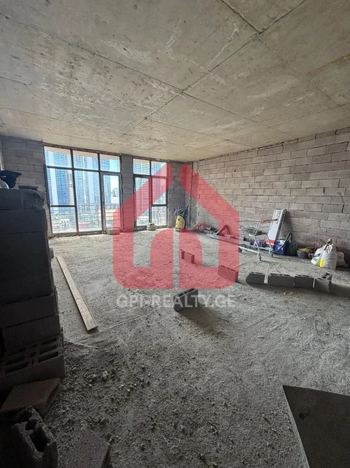 1-bedroom в чёрном каркасе с видом на город и горы