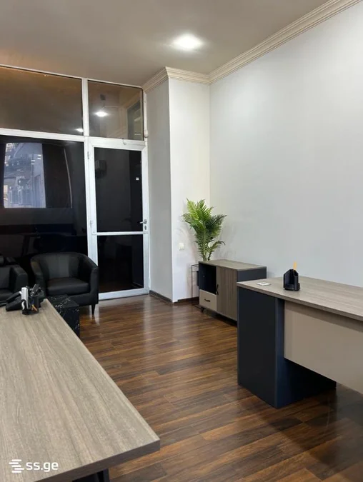 Commercial space For Rent