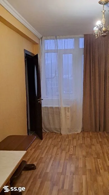 3-комнатная квартира в Тбилиси