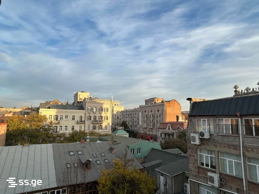 5-комнатная квартира в Тбилиси