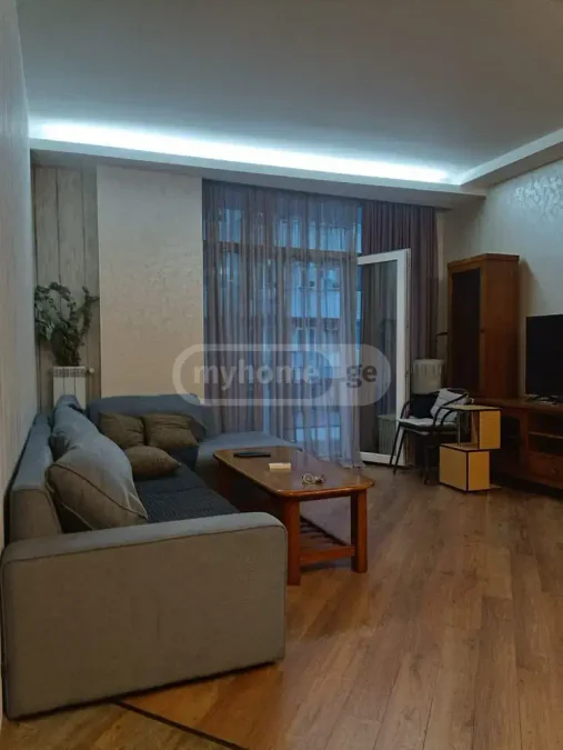 2-комнатная квартира 60 кв.м, $600