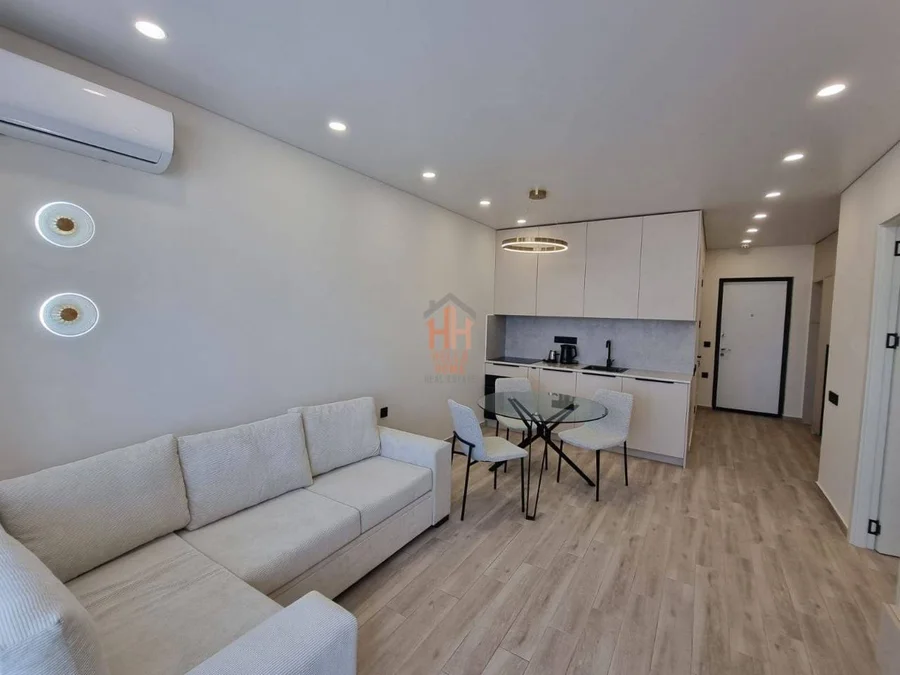 1+1 на Black Sea Towers проспект Жиули Шартава 16 Khimshiashvili District