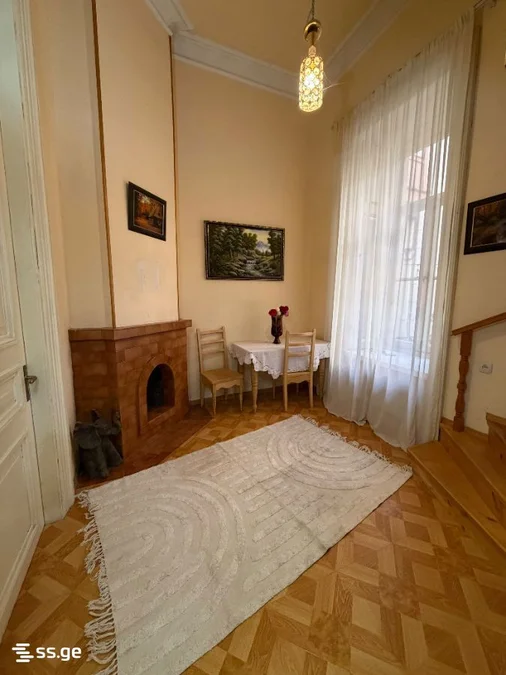 Коммерческое помещение на Rustaveli Ave 23 Sololaki